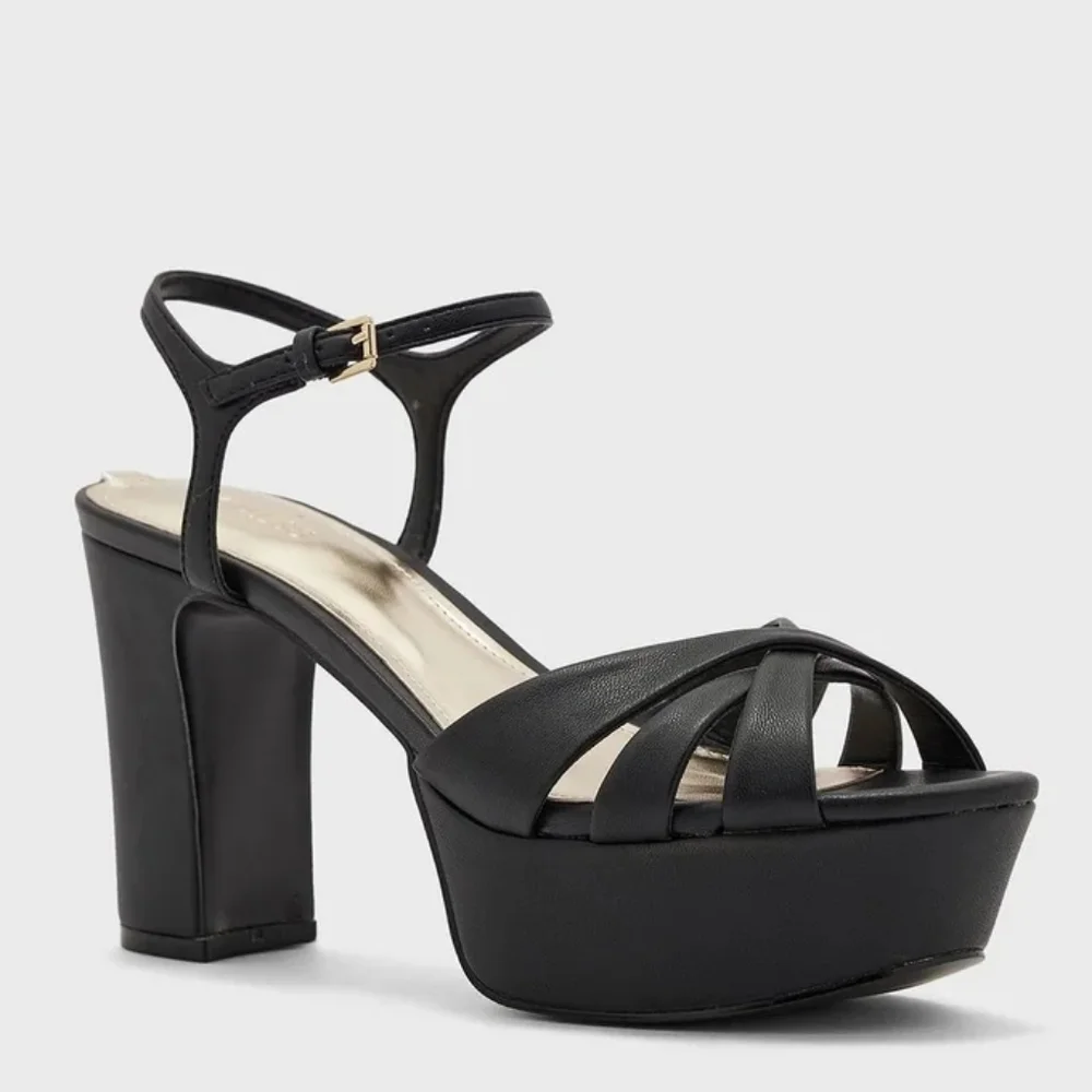 NWOT Guess Haylo Platform Strappy Open Toe Sandals 10 Black Ankle Strap Heels